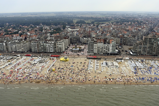 In Knokke-Heist staan de meeste strandbars van heel de Belgische kust.