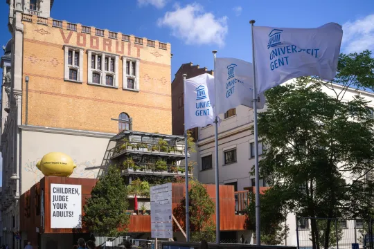 Derde ‘rassenwetenschapper’ aan UGent hengelt naar onderzoeksbeurs