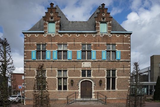 Gemeentehuis Aartselaar (Foto (c) Stef Arends)