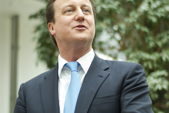 De Britse Prime Minister David Cameron hoeft zijn kat Larry dus toch niet af te staan