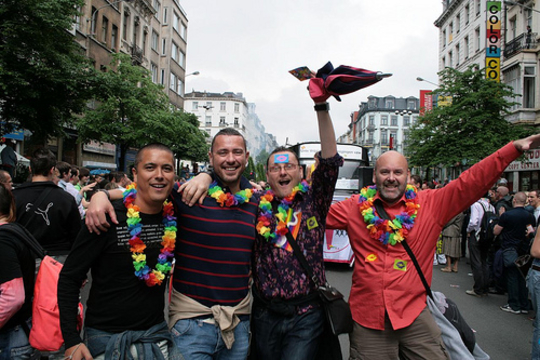 Brusselaars vieren de Gay Pride, maar in de hoofdstad hebben homo's het soms hard te verduren. (Foto Mickebear)