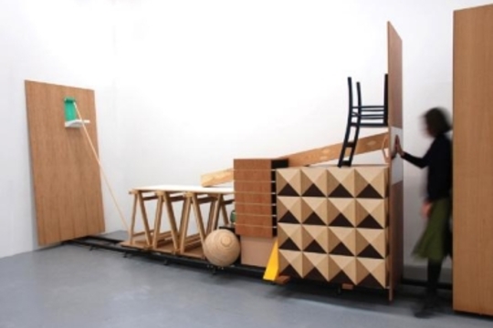 Stella Lohaus Gallery, Antwerpen (Leon Vranken, sequency ‘The Travelling Riddle’, 2009)