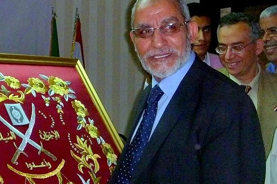 Mohammed Badie, de geestelijke leider van de Moslimbroederschap werd opgepakt in Egypte (Foto: Wikipedia)
