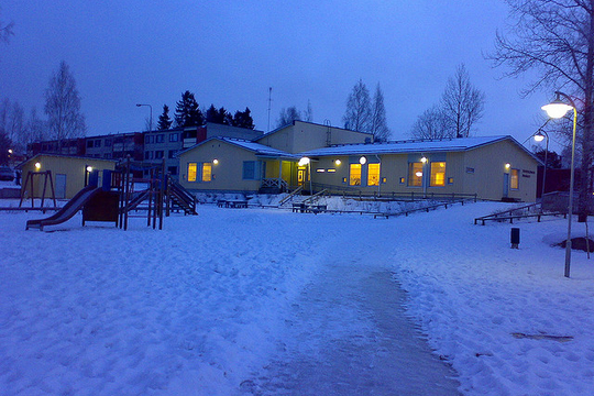 Een nieuwe schooldag in Finland (Foto Näystin)