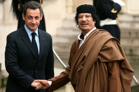 Un-secret-de-Sarkozy-bien-gardé-lexécution-de-Kadhafi