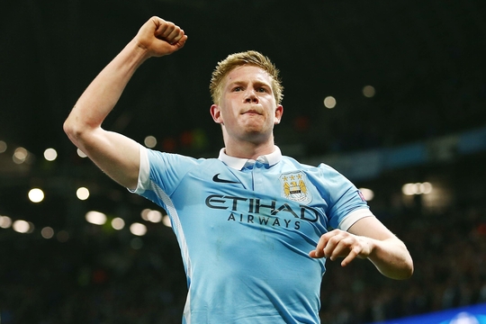 Kevin De Bruyne of Manchester City celebrates scoring the opening goal during the UEFA Champions Lea