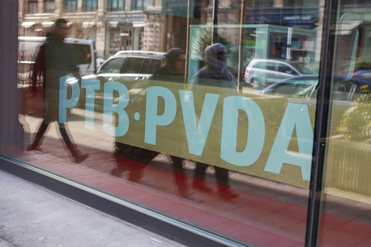 Hoofdkwartier van PVDA/PTB in Brussel. Foto Belga (c) Paul Henri Verlooy