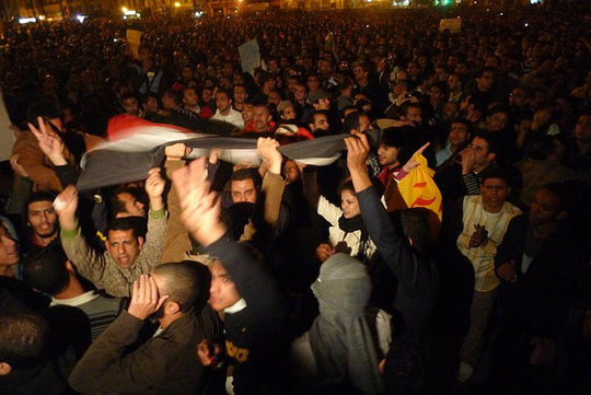 Betogers in de straten van Caïro (Foto Al Jazeera)