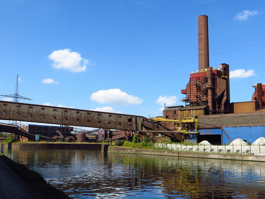 Spot industriel entre Charleroi et Marchienne-au-Pont (Photo: Museum van mijn Twintigste eeuw/ Août 2012/ Flcikr-CC)