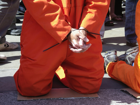 Actievoerders eisen sluiting van de Amerikaanse gevangenis op Guantanamo in 2008 (Foto: Val Kerry)