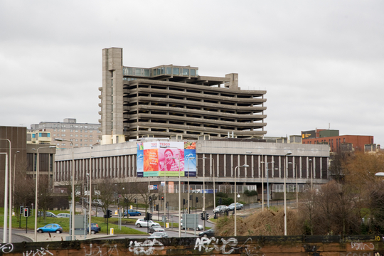 Parking aan de rand van de stad (Gateshead, U.K.) verleggen het probleem alleen maar. (Foto: Flickr (cc) Dan Brady)